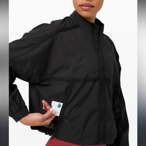 lulu windbreaker - slip into the moment short jacket